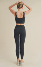 Load image into Gallery viewer, Athletic High Rise Leggings | Black
