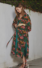 Load image into Gallery viewer, Fleur Bishop Sleeve Open Front Duster | Nightfall Botanical
