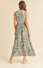 Load image into Gallery viewer, Palm Leaf Print Cut-Out Maxi Dress | Green
