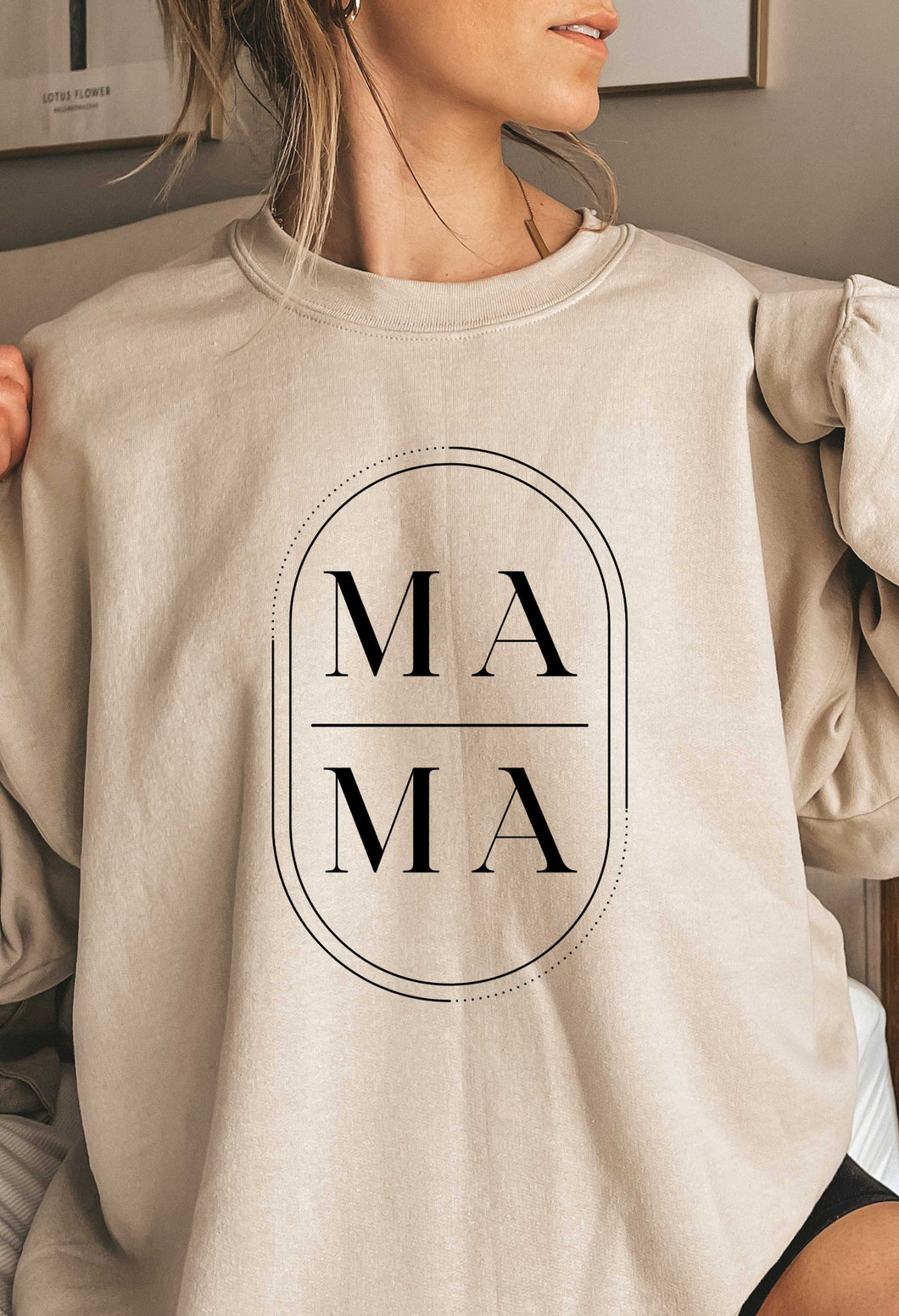 Classic Mama Sweatshirt | Sand